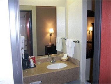Days Inn By Wyndham Galliano La Eksteriør billede